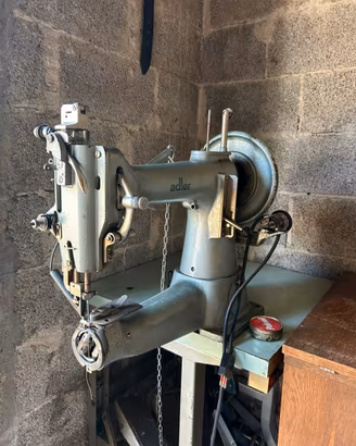 Adler macchina da cucito industriale pelletteria