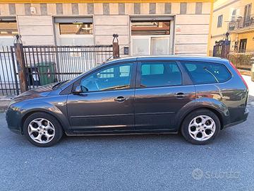 Ford Focus 1.6 TDCI 90cv