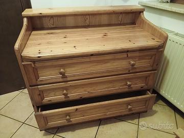 Cassettone in legno