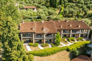 5 LOCALI A GARDONE RIVIERA
