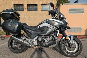 Honda nc 750 x DCT 