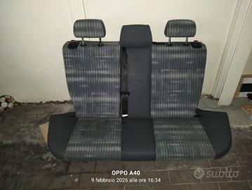 sedile posteriore BMW