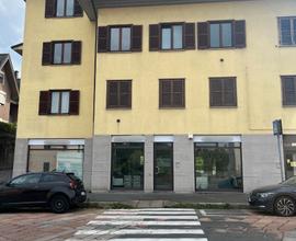 Locale commerciale in Corso Giacomo Matteotti