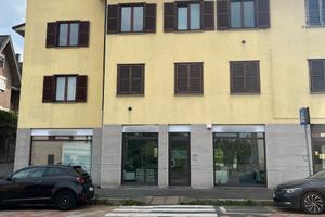 Locale commerciale in Corso Giacomo Matteotti