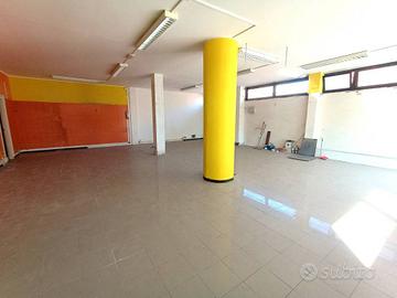 Immobile di 100 m² con 1 locale a Pesaro