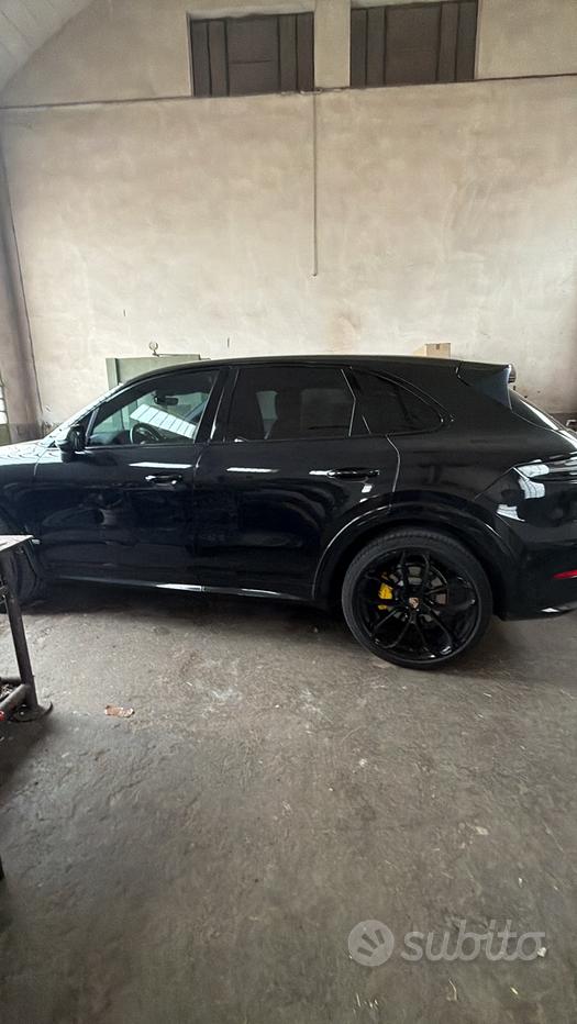 PORSCHE Cayenne 3ªs.'17-->