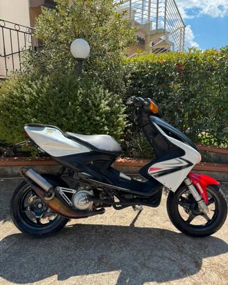 Aerox Yamaha 50cc. 2T