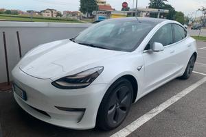 TESLA MODEL 3 LONG RANGE DUAL MOTOR