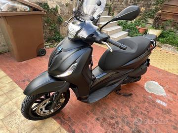 Piaggio Beverly 300 - 2023