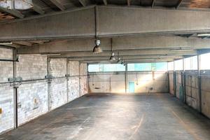 CAPANNONE A LOMBARDORE