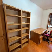 Libreria e scrivania in legno