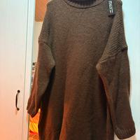 Vestito in maglia collo alto – taglia unica –