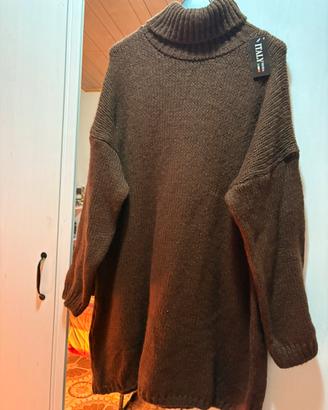 Vestito in maglia collo alto – taglia unica –