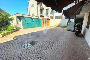 3 LOCALI A ROVELLO PORRO