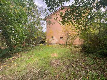 CASA SEMINDIPENDENTE A ACQUASPARTA