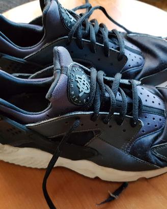 nike huarache nere