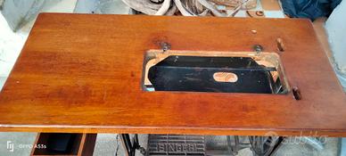 tavola cucitrice d'epoca Singer 