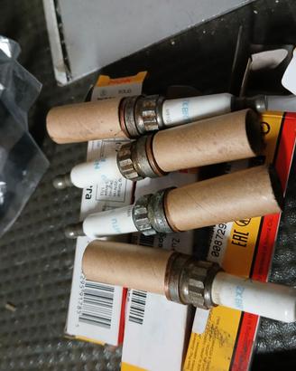 candele NGK per BMW Citroen Peugeot