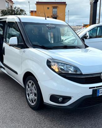 FIAT DOBLO' MAXI 1.6 AUTOCARRO 5 POSTI
