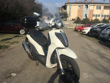 Piaggio Carnaby Cruiser 300ie