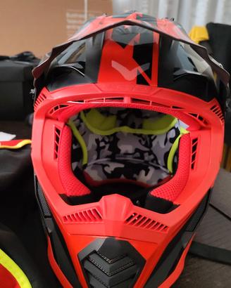 Casco taglia M 57-58