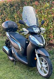Honda Sh 300 accessioriato perfette condizioni