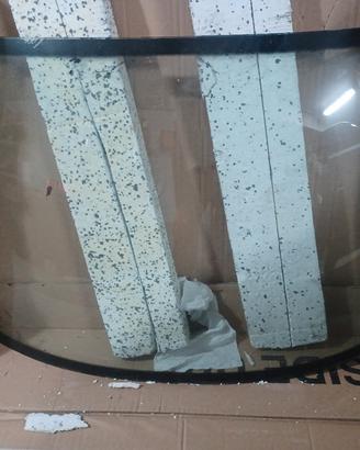 Grecav eke minicar vetro