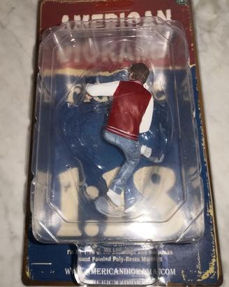 FIGURA 1/18 AMERICAN DIORAMA [SEATED FIGURE ADAM]