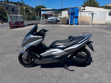 Tmax 500 2011
