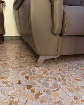 Divano letto in pelle