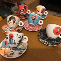 Tazze illy art collection Pedro Almodovar 2009