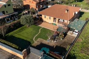 Labico villa ampia metratura recente costruzione