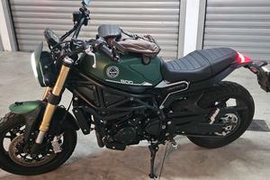 BENELLI LEONCINO 800 