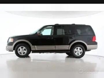 Ford Expedition Bi color