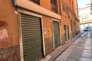 Vendita officina con loft incluso