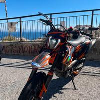 KTM 690 smc r 2021