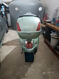 Vespa 200L Granturismo 