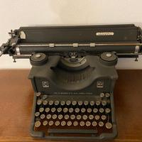 Macchina da scrivere