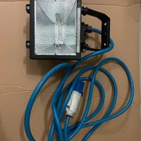 FARETTO ALOGENO DA CANTIERE ILESA CON PRESA TRIPOL