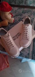 Alexander McQueen 