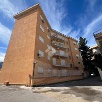 2 LOCALI A PALERMO