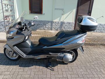SUZUKI BURGMAN 400