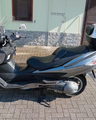 SUZUKI BURGMAN 400
