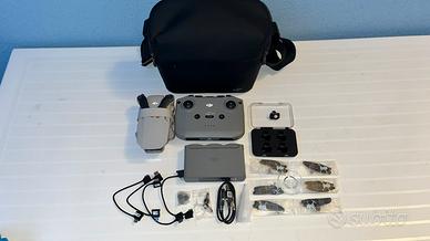 Drone DJI Mini 2 Fly More Combo