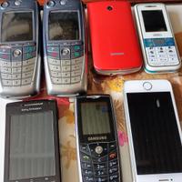 n. 7 telefoni cellulari usati