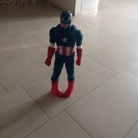 statua giocattolo capitan american