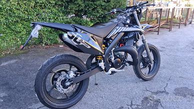 DERAPAGE VENT SKATE 50cc MOT. 2T MINARELLI