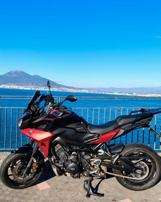 Yamaha tracer 900
