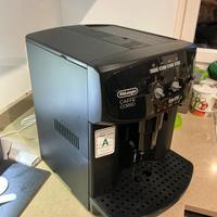 Macchina del caffe De Longhi