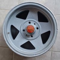 Fiat 124 sport coupè spider UN cerchio in lega 127